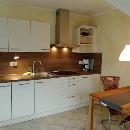 Apartamento Appartementhaus Süssling App 2 Glowe